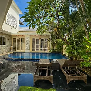  Villa Awila Kuta Indonesia